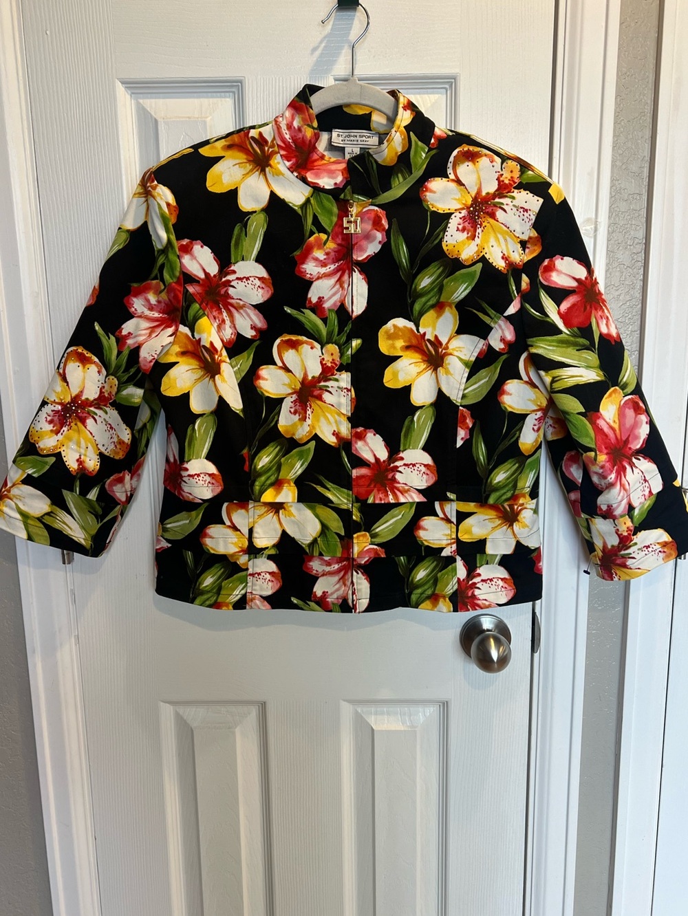 St. John Sport by Marie Gray Black Floral Stand-Collar Jacket Sz L